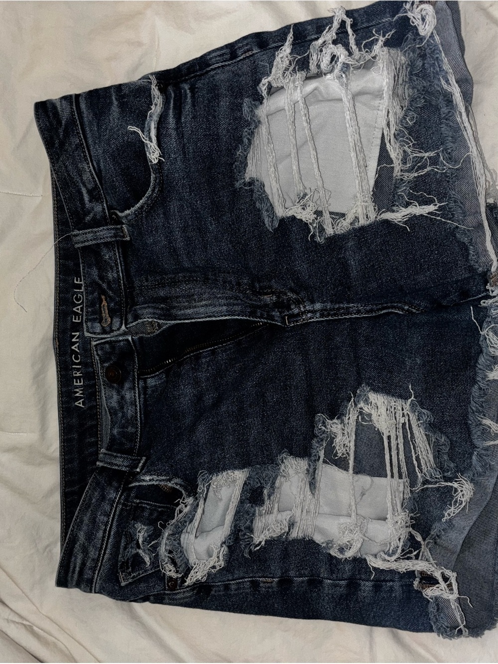 American Eagle Outfitters Men's Dark Blue Distressed Jeans